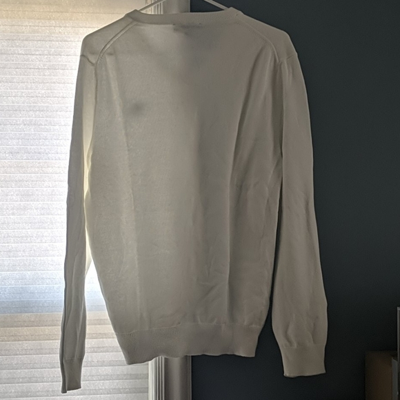 NWT white  Express v neck sweater - Picture 3 of 3